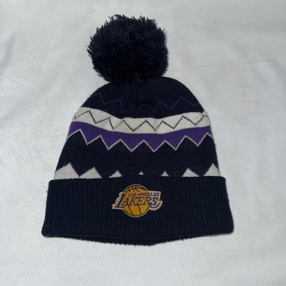 Los Angeles Lakers NBA Knit Beanie Pom Hat Winter Purple Yellow Basketball